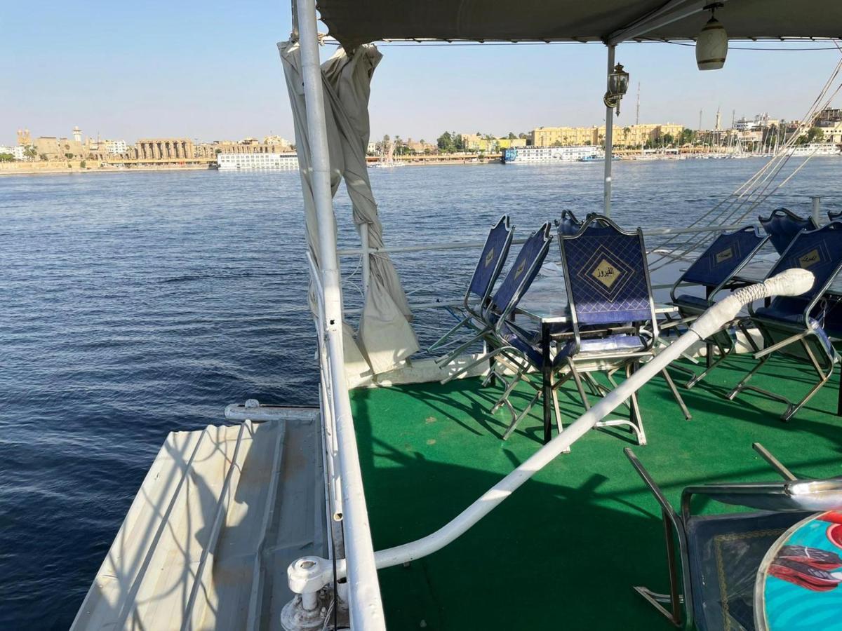 Floating Hotel- Happy Nile Boat Luksor Dış mekan fotoğraf