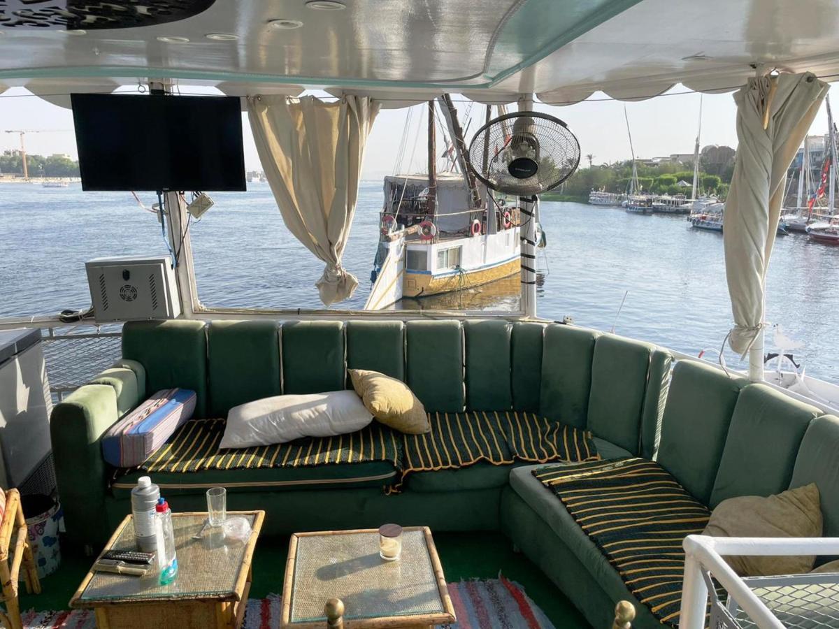 Floating Hotel- Happy Nile Boat Luksor Dış mekan fotoğraf