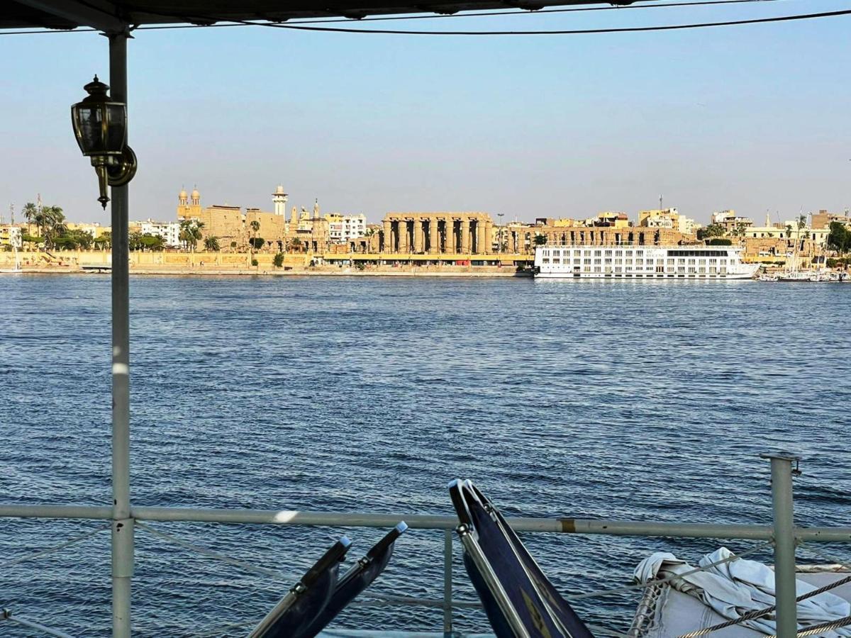 Floating Hotel- Happy Nile Boat Luksor Dış mekan fotoğraf