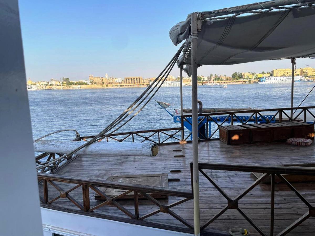 Floating Hotel- Happy Nile Boat Luksor Dış mekan fotoğraf