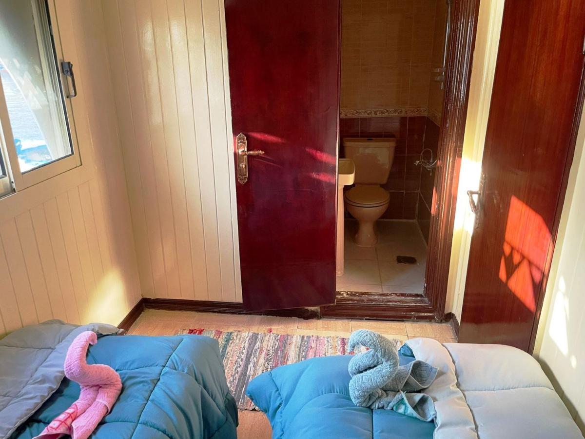 Floating Hotel- Happy Nile Boat Luksor Dış mekan fotoğraf